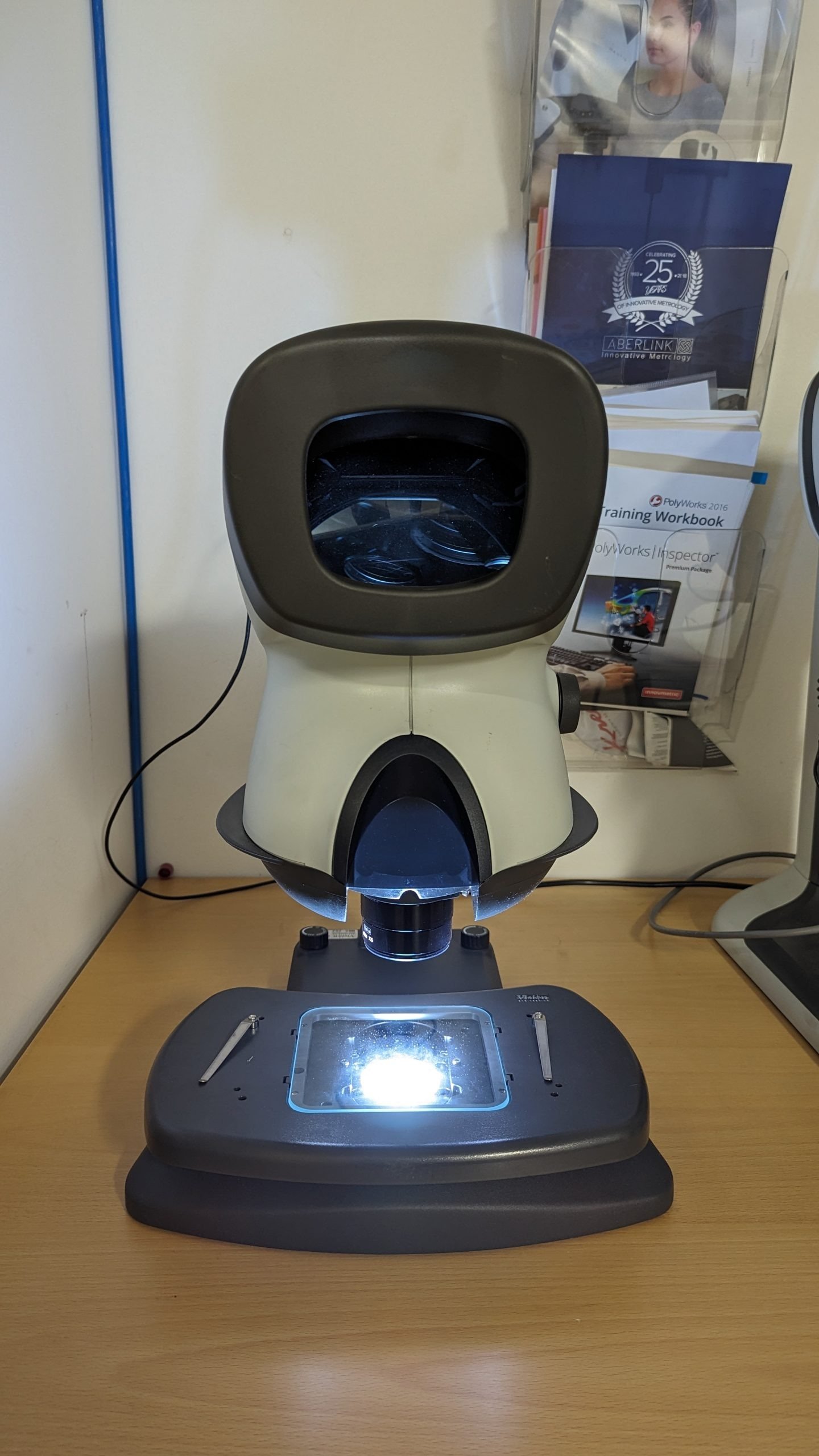 Mantis Elite Cam HD (Demo laite)